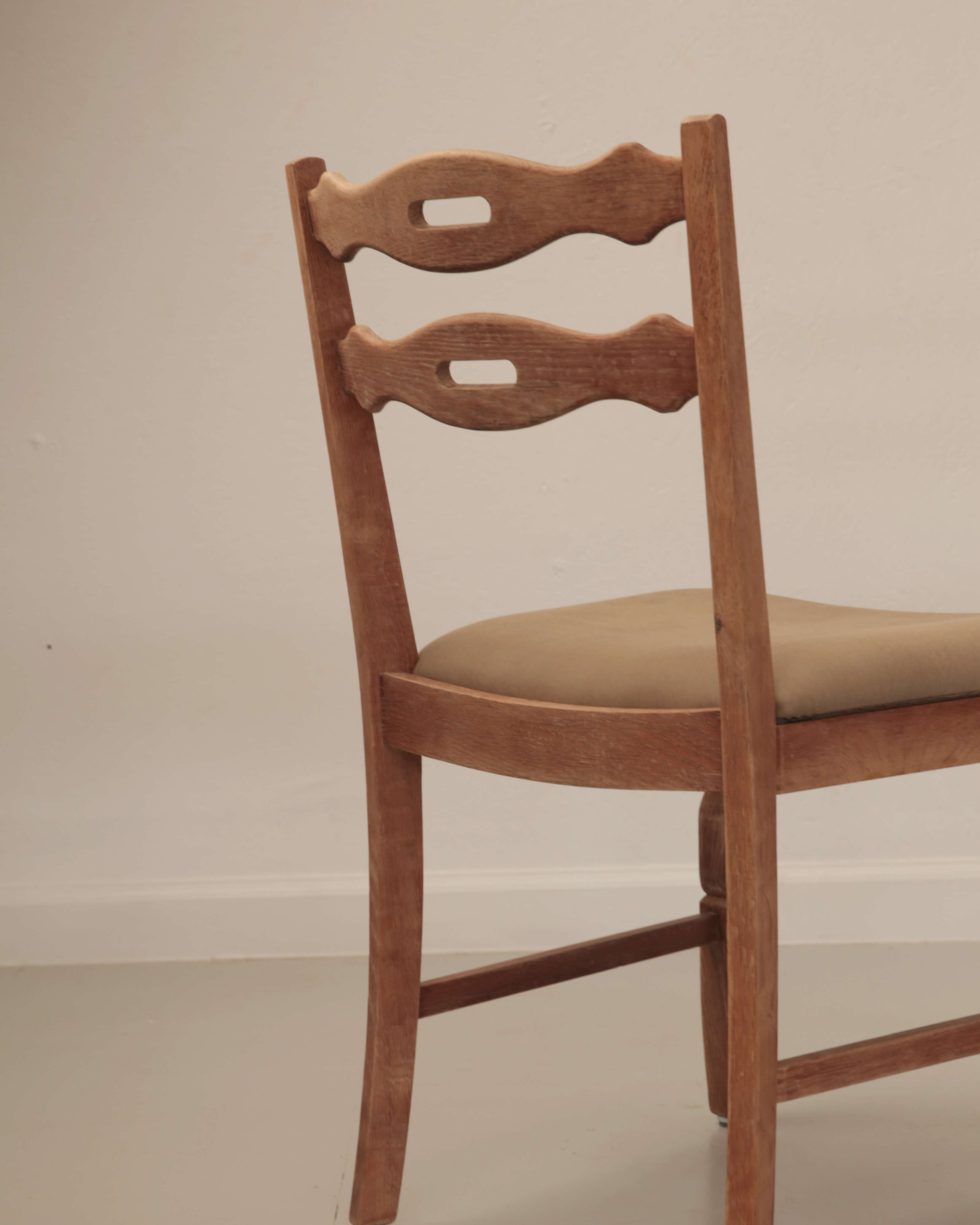 Case project seating set