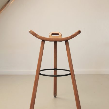 Barstool