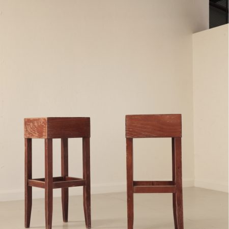 Barstool