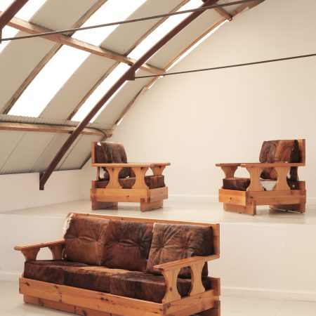 Sofa & Lounge Chairs