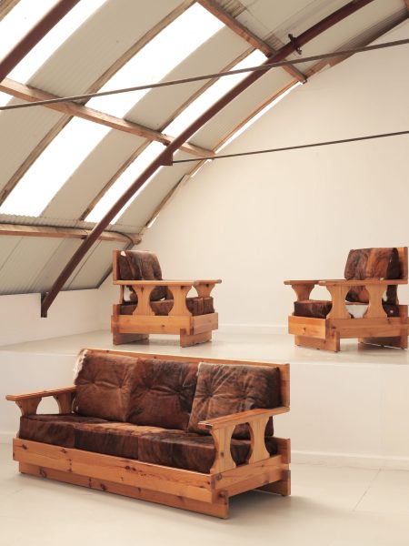 Sofa & Lounge Chairs