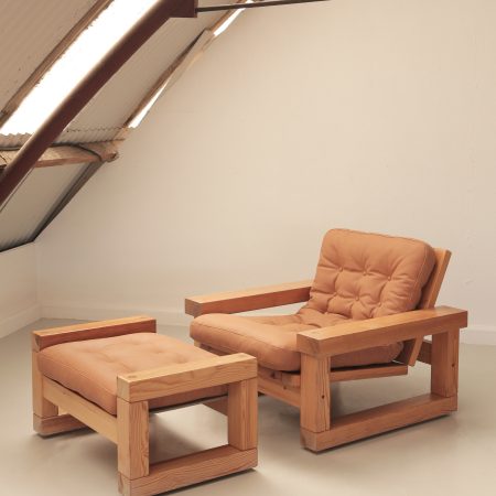 Lounge Chair & Puff